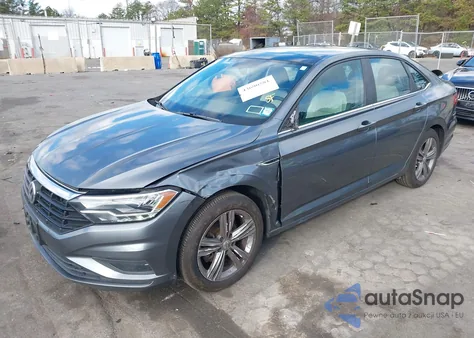 2019 Volkswagen Jetta 1.4T R-Line/1.4T S/1.4T Se z USA, uszkodzony, nr VIN 3VWC57BU3KM058205